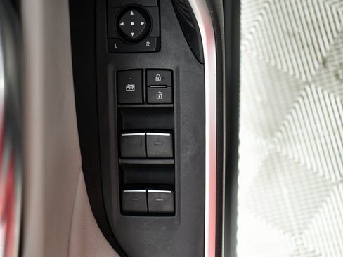 Certified 2022 Toyota RAV4 XLE image 10