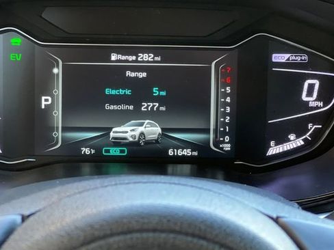 Used 2021 Kia Niro EX Premium image 31