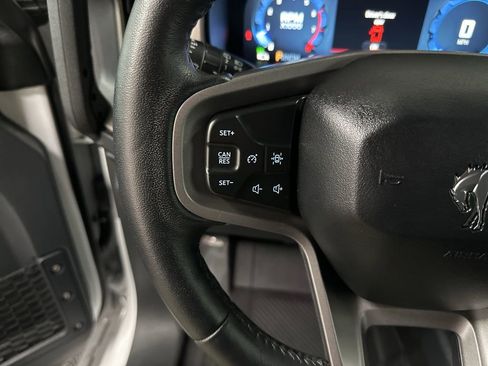 Used 2025 Ford Bronco Outer Banks image 15