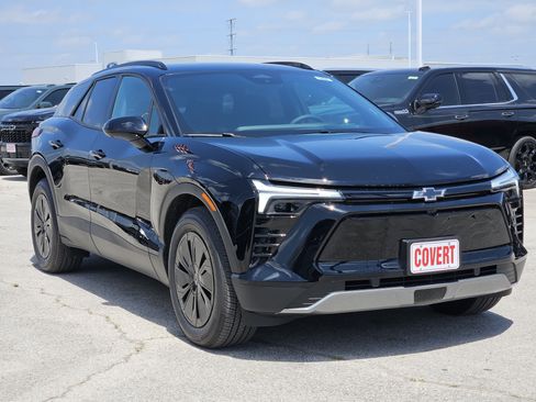 New 2026 Chevrolet Blazer EV LT w/ Midnight/Sport Edition FWD image 2