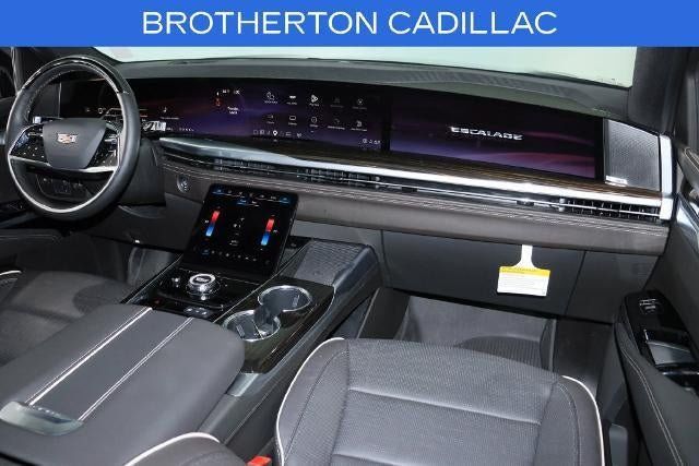 Certified 2025 Cadillac Escalade Premium Luxury w/ LPO, Floor Liner Package AWD/4WD image 30