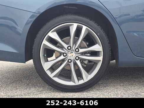 Used 2024 Chevrolet Malibu LT FWD image 43