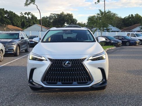 Used 2025 Lexus NX 250 FWD w/ Towing Package (2000 Lbs) image 2