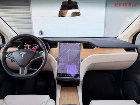 Used 2018 Tesla Model X 100D AWD/4WD image 10
