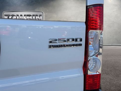 Used 2023 RAM ProMaster 2500 FWD image 7