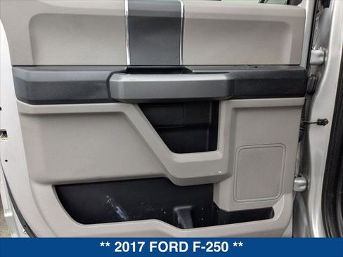 Used 2017 Ford F250 XLT image 20