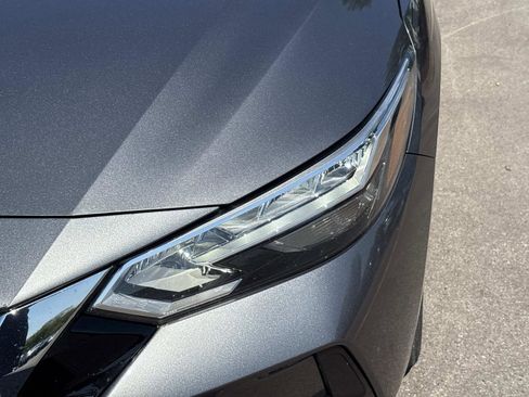 Used 2020 Nissan Sentra SR image 11
