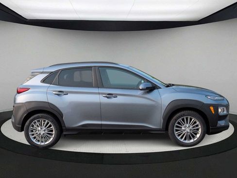 Used 2020 Hyundai Kona SEL w/ Cargo Package FWD image 9