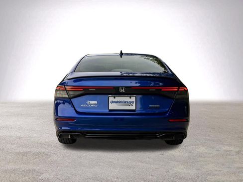 Used 2023 Honda Accord Sport image 8