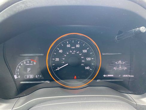 Used 2019 Honda HR-V EX image 17