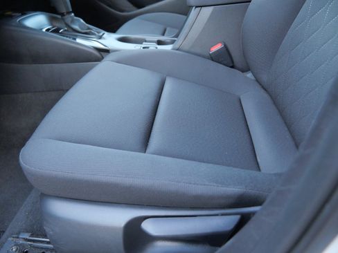 Certified 2025 Toyota Corolla LE image 21