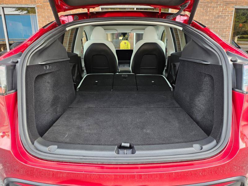 Used 2025 Tesla Model Y Long Range RWD image 72