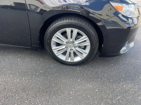 Used 2013 Lexus ES 350 w/ Luxury Pkg FWD image 7