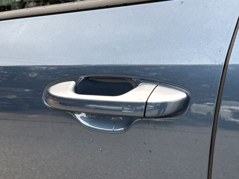 New 2025 Kia Niro SX Touring image 26