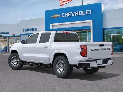 New 2026 Chevrolet Colorado LT w/ LT Convenience Package AWD/4WD image 3