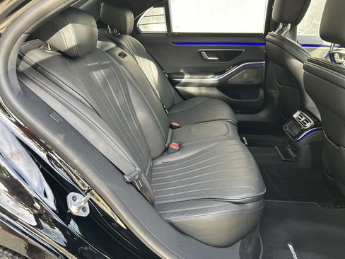 Certified 2023 Mercedes-Benz S 580 4MATIC Sedan w/ AMG Line image 43