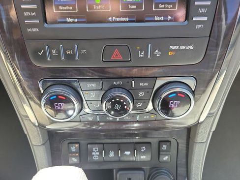 Used 2015 Buick Enclave Premium w/ Experience Buick Package image 33