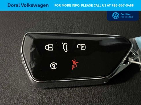 Used 2025 Volkswagen Atlas Cross Sport SEL R-Line AWD/4WD image 28