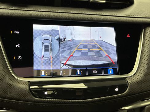 Used 2026 Cadillac XT5 Premium Luxury w/ LPO, Floor Liner Package AWD/4WD image 6