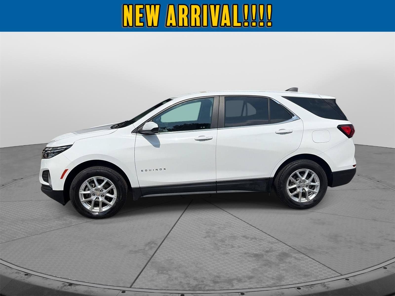 Used 2023 Chevrolet Equinox LT AWD/4WD image 4