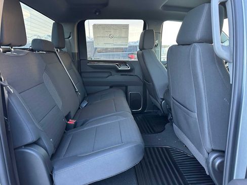 New 2026 GMC Sierra 2500 SLE w/ SLE Convenience Package image 12