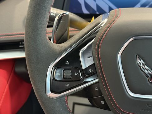 New 2025 Chevrolet Corvette Stingray Preferred Cpe w/ Z51 Performance Package image 28