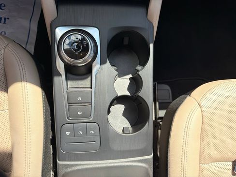 Used 2022 Ford Escape Titanium AWD/4WD image 26