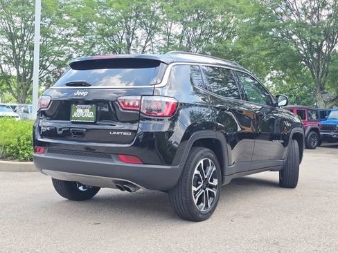 Used 2022 Jeep Compass Limited AWD/4WD image 25