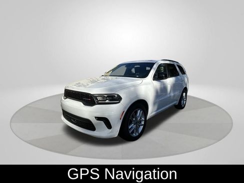 Certified 2024 Dodge Durango GT image 3