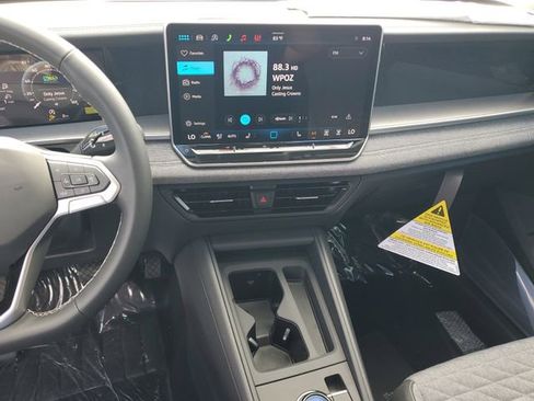 New 2026 Volkswagen Tiguan S FWD image 19