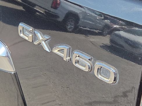 Used 2022 Lexus GX 460 Premium w/ Premium Plus Package AWD/4WD image 16