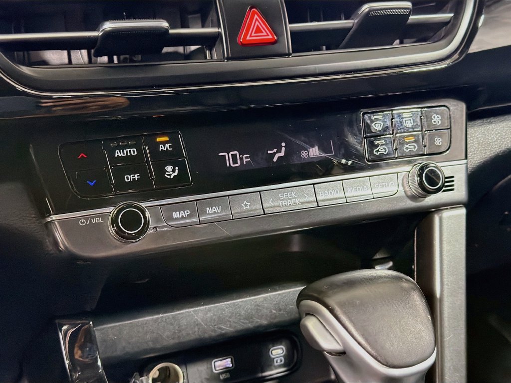Used 2024 Kia Seltos S AWD/4WD image 17