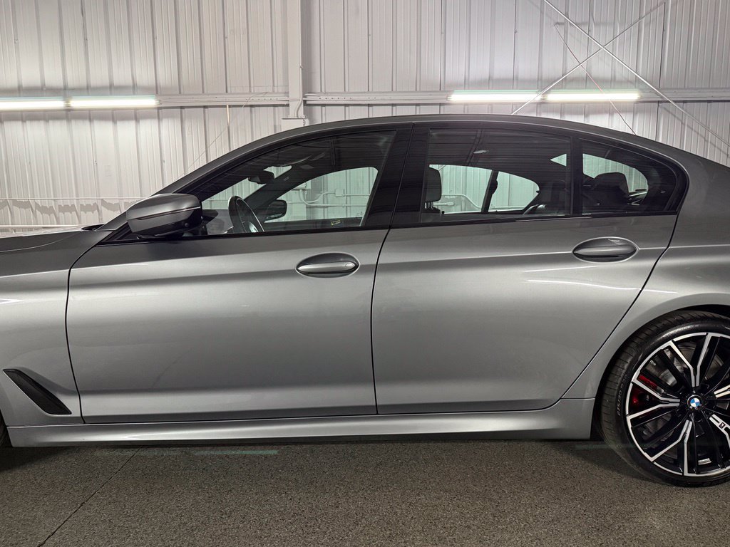 Used 2023 BMW M550i xDrive w/ Executive Package AWD/4WD image 14