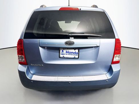 Used 2011 Kia Sedona LX FWD image 5