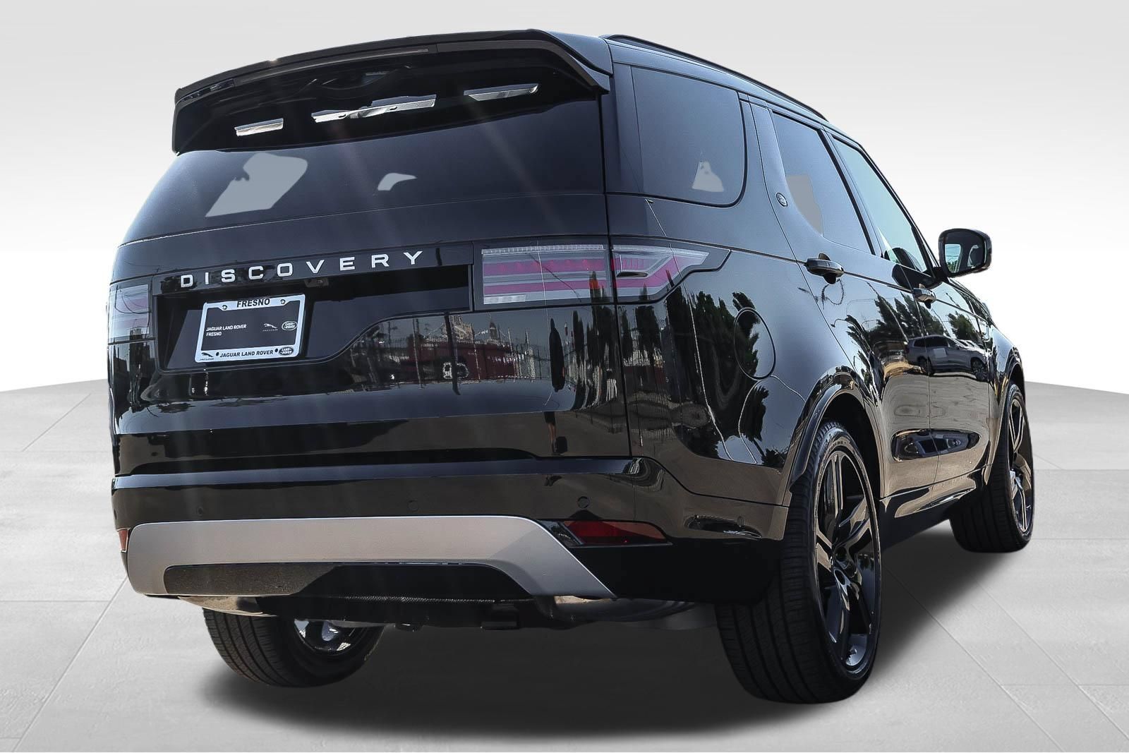 New 2026 Land Rover Discovery Limited Edition AWD/4WD image 5