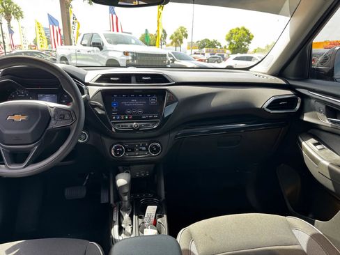 Used 2023 Chevrolet TrailBlazer LT w/ Convenience Package image 16