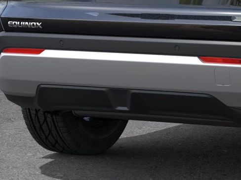 New 2027 Chevrolet Equinox LT FWD image 14
