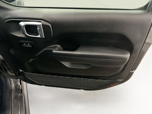 Used 2025 Jeep Wrangler Unlimited Rubicon 4xe w/ Safety Group image 32