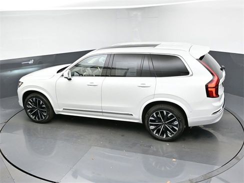 New 2026 Volvo XC90 B6 Ultra image 48