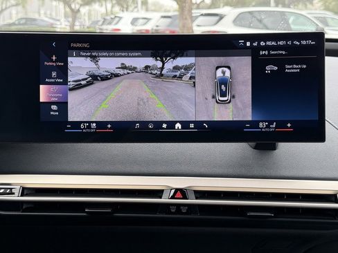 Used 2026 BMW iX xDrive45 w/ Premium Package image 30