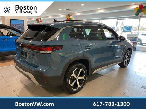 New 2026 Volkswagen Tiguan SE image 4