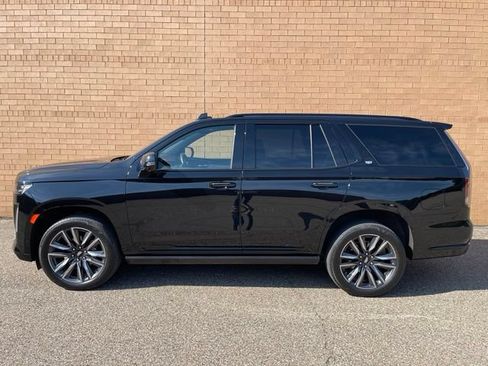 Used 2023 Cadillac Escalade Sport w/ Touring Package AWD/4WD image 8