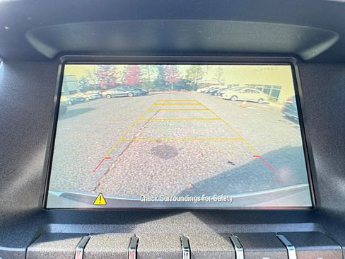 Used 2017 GMC Terrain SLT w/ Open Road Package image 19