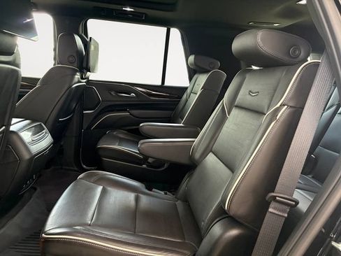 Certified 2024 Cadillac Escalade Premium Luxury w/ Performance Package AWD/4WD image 11