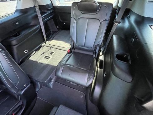 Used 2021 Jeep Grand Cherokee L Limited image 24