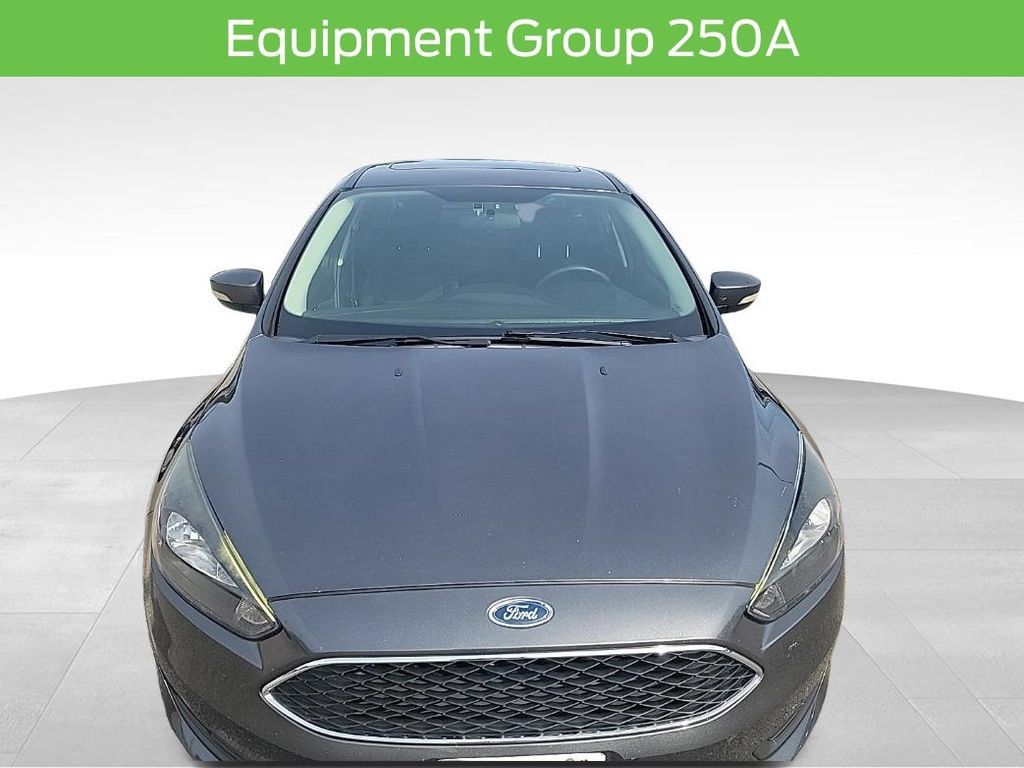 Used 2017 Ford Focus SEL w/ Cold Weather Package FWD image 7