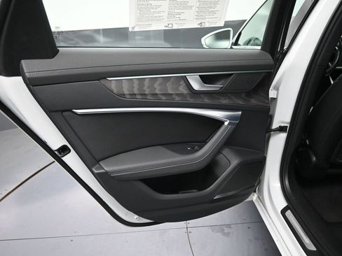 Used 2024 Audi A6 Premium Plus image 25