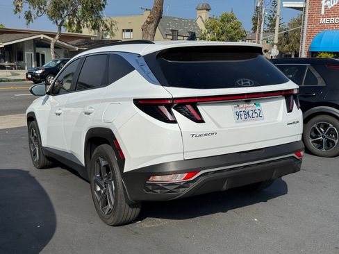 Used 2023 Hyundai Tucson SEL w/ Cargo Package image 2
