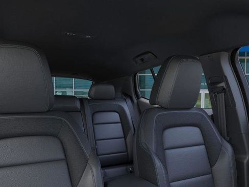 New 2026 Chevrolet Equinox EV LT image 39