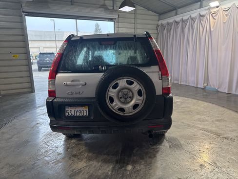 Used 2006 Honda CR-V LX image 6